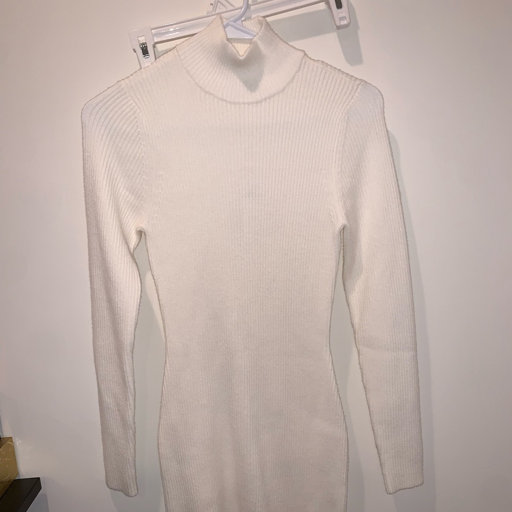 White Turtleneck Sweater Dress Abercrombie and Fitch NWT size small
